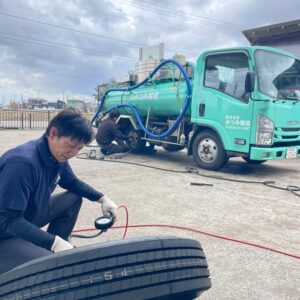 はたらく車の衣替え